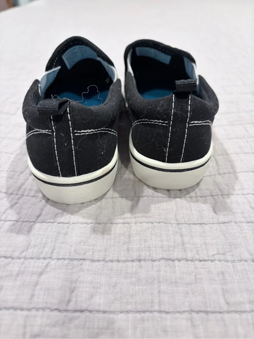 wonder nation Black Slip-On Kids Sneakers with White Sole
